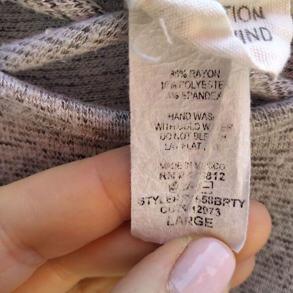 Caution To The Wind size L gray rayon knit top flounce sleeve - Picture 6 of 12